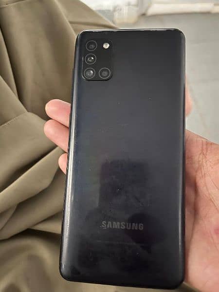 Samsung A31 0