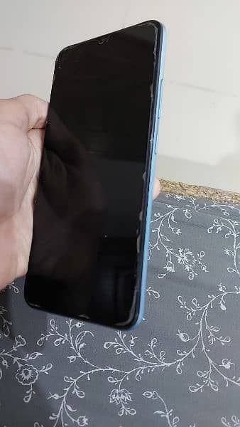 realme c21y used condition with box 10/8 condition 3