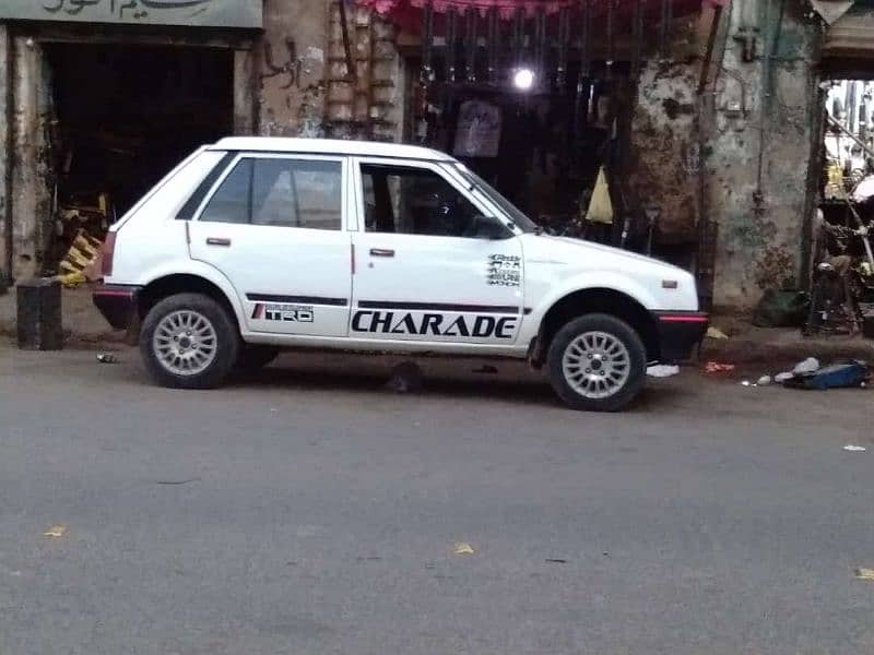 Daihatsu Charade 1984 5