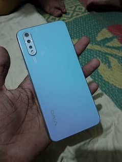 Vivo s1 8/256gb 0