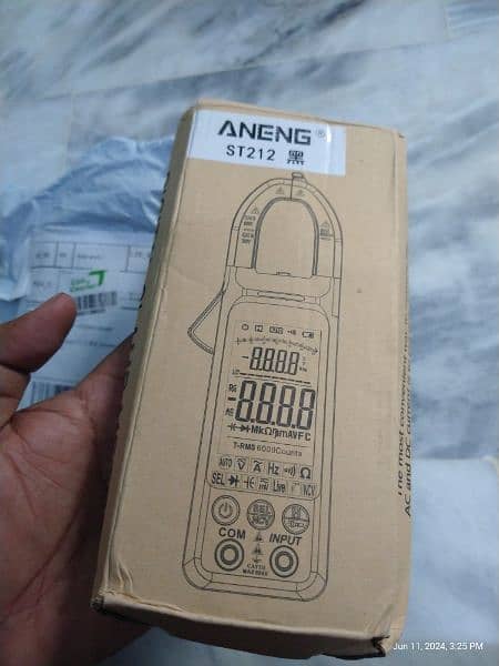 Clamp Meter DC/AC Current 400A Multimeter 3