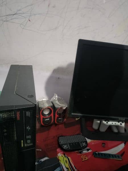 gaming pc with keyboard mouse 1