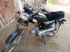 selling  Honda CD70 bike 2021 model 0