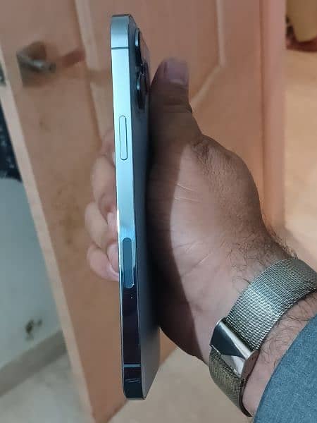I Phone 13 Pro Max 128gb Battery Health 99% water pack JV 3
