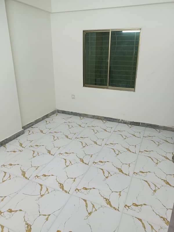 Daniyal memon towers 
2 Bedrooms Drawing & Dinning room (1050SQFT) Available For Rent 8