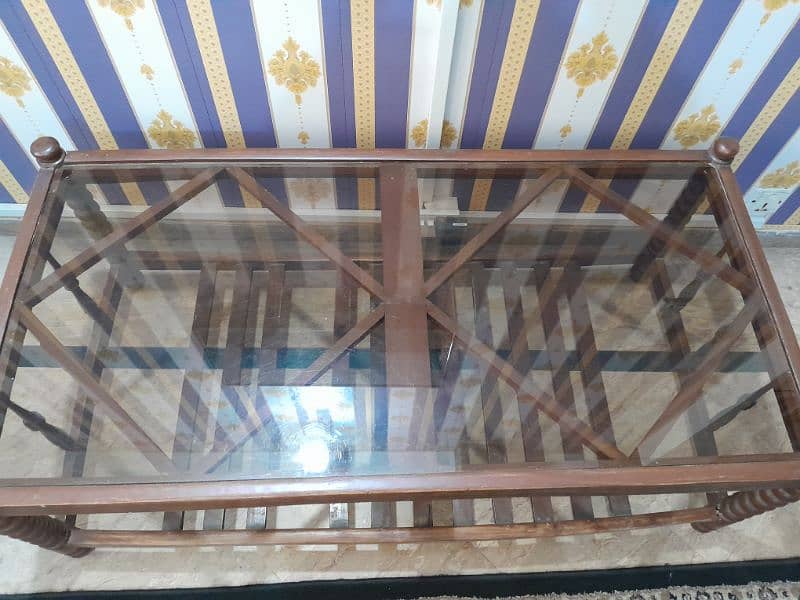 Center Table pure Wood good condition 0