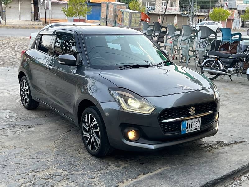 Suzuki Swift GLX 1.2 2022 12