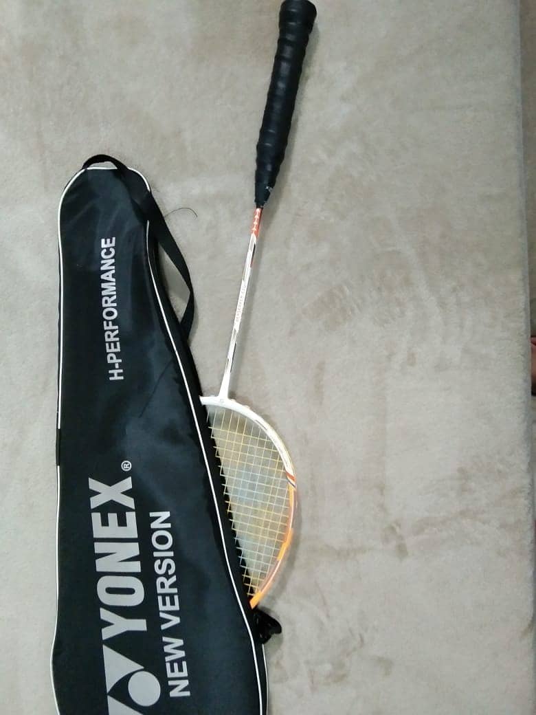 Berserker X3 , brand new. Yonex, 30-35 lbs , feather light. 1