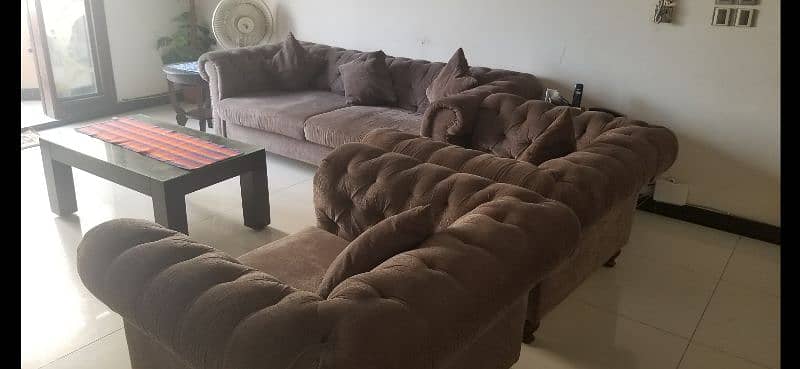 five seater Chester sofa set. 2