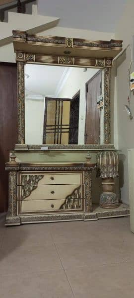 Dressing Table Available For Sale. Gud Condition ,Johar  BLK 7 1