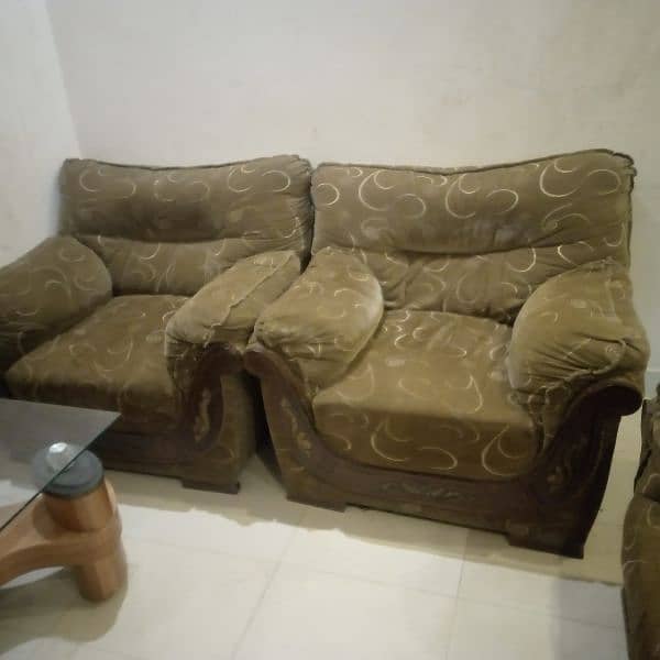 5 Seater sofa set in velvet 12