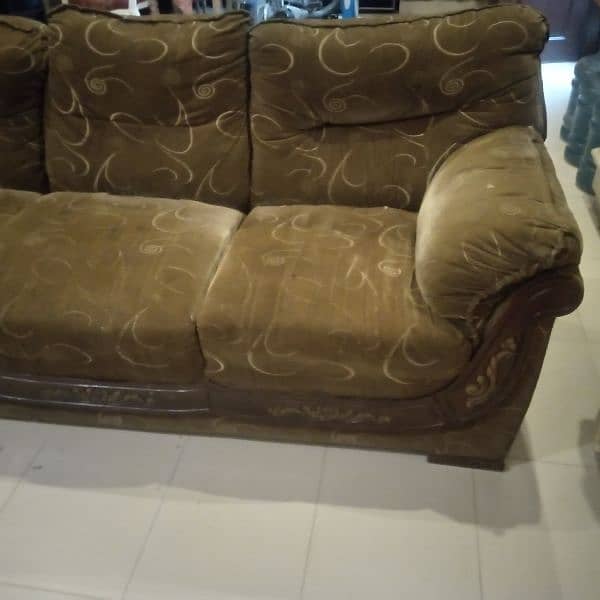5 Seater sofa set in velvet 13