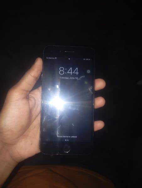 iPhone 7 plus 10/10 condition 1