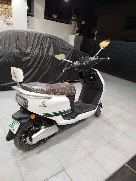 comfortable scooty 14