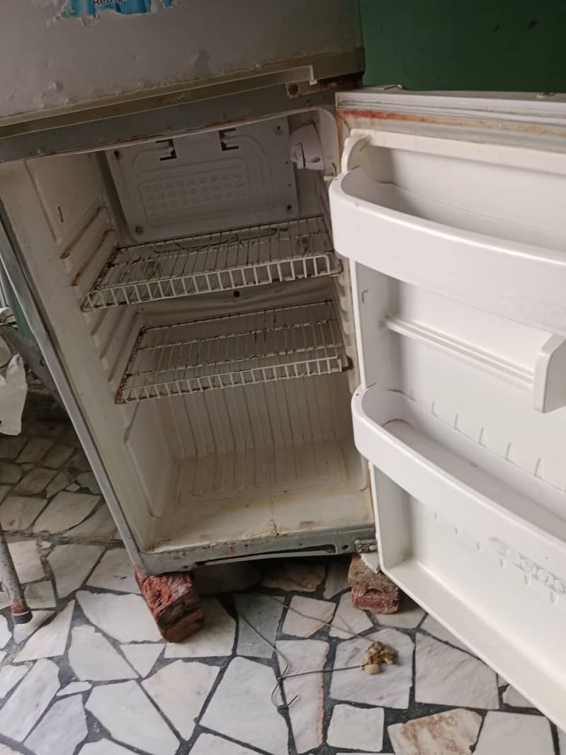 Orient Fridge For Sale In Fort Abbas City 1