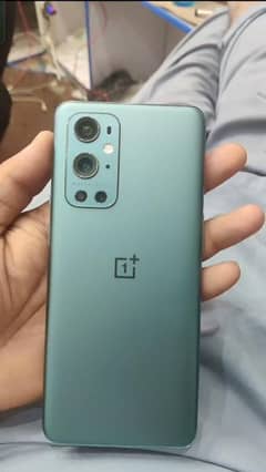 One plus 9 pro mobile new condition urgently for sale