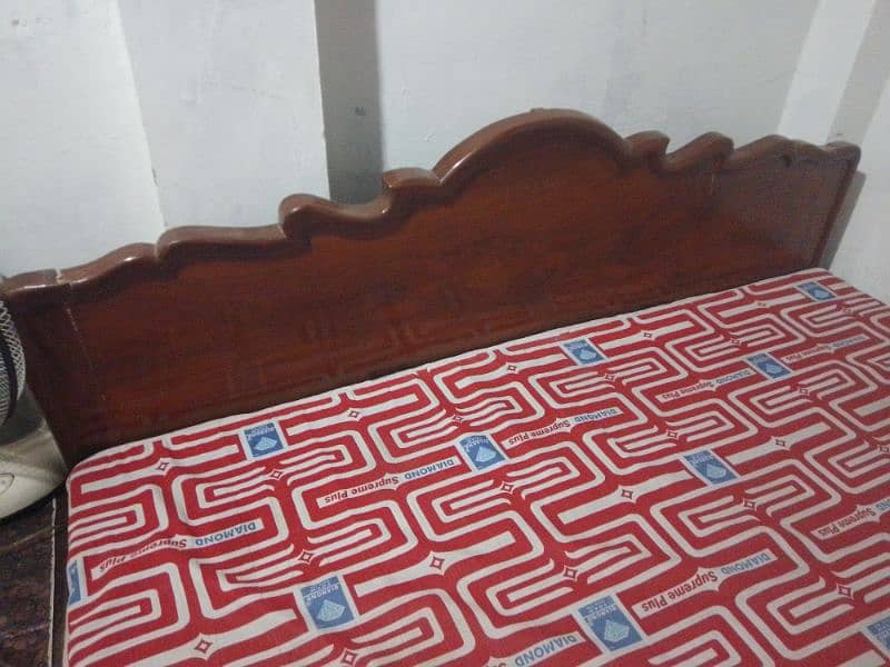 duble bed with matress 2