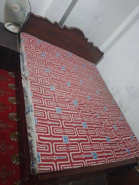 duble bed with matress 3