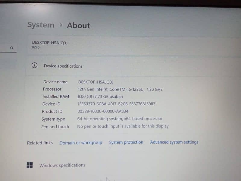 New lenovo laptop in 10/10 condition 1