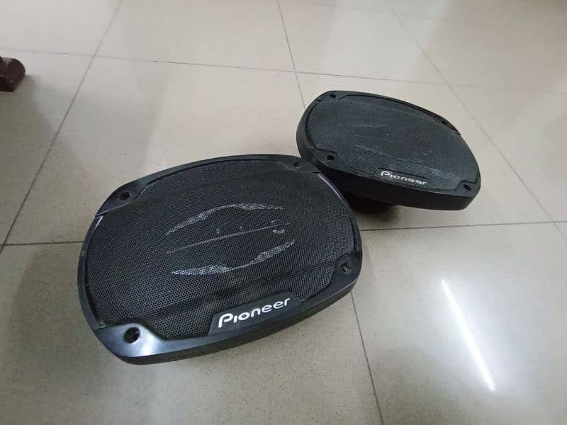 Poineer Speakers 1000 watt 2