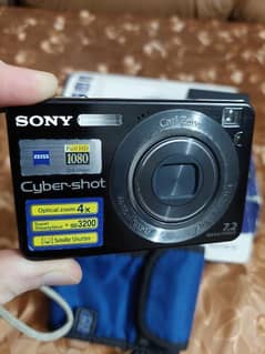 Sony Digital Camera with accessories American model