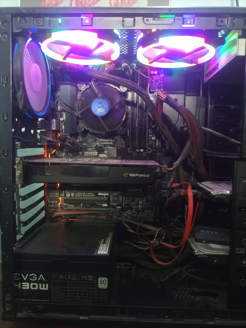 GAMING PC with monitor 5