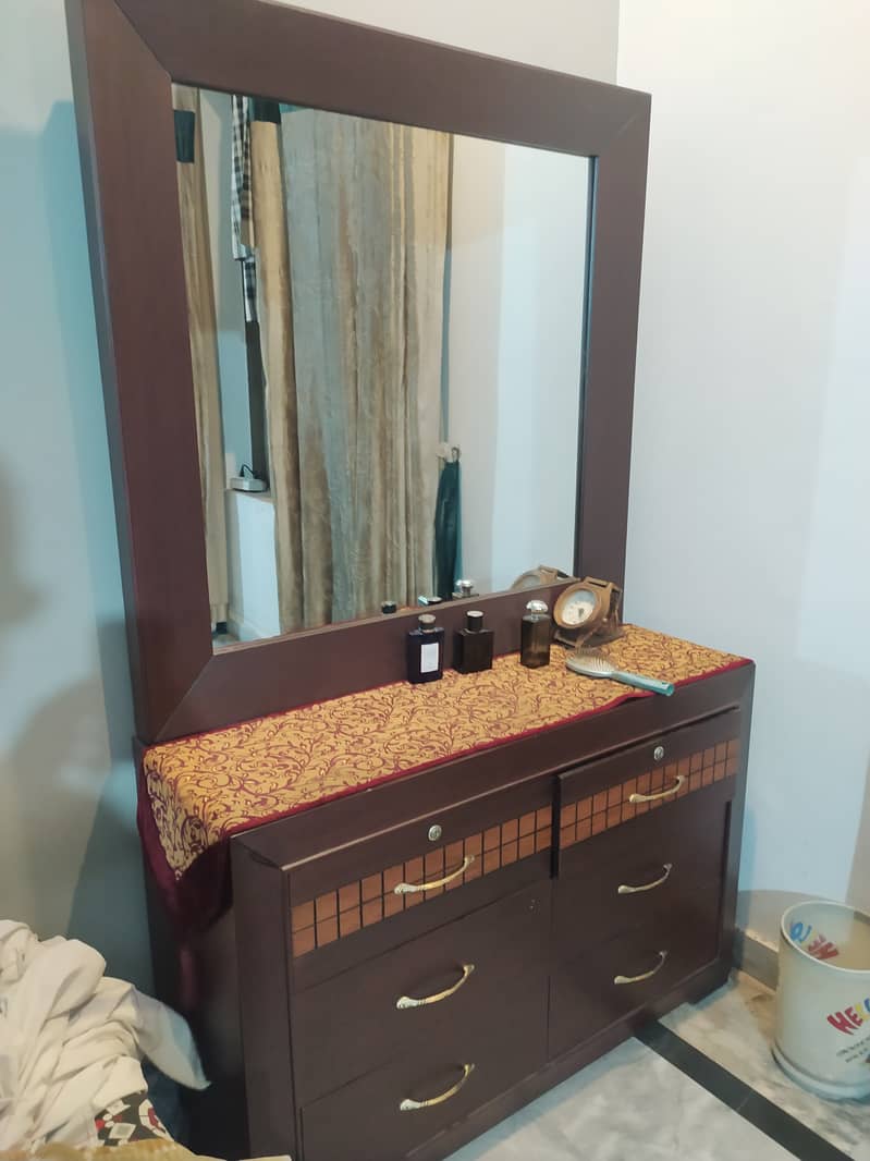 Modern Style dressing table 0