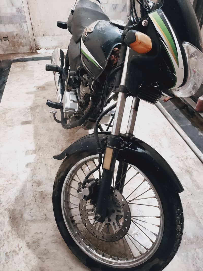 Honda CG 125 Deluxe 2015 Karachi 1