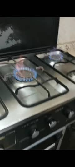 Singer Gas Cooking range 5 burners