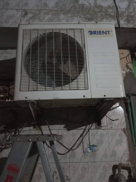 orient 2 ton ac mechanically Full fit 10/10 condition 1