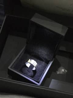 unused daimond ring from asavir. 0
