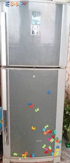 Dawlance Refrigerator medium size for sale 0