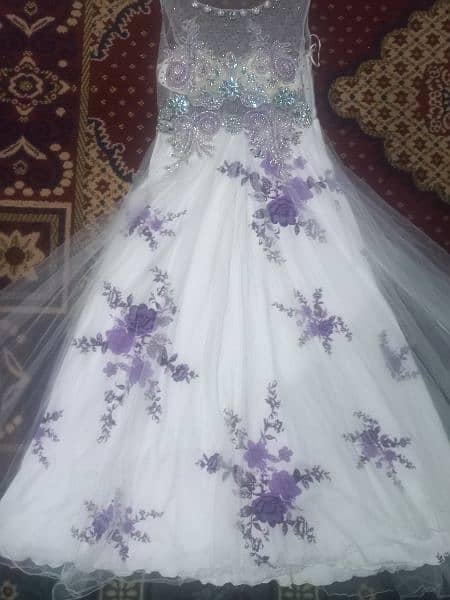 White color net maxi 5