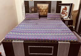 Large size bed pure wood bed with mattress for sale