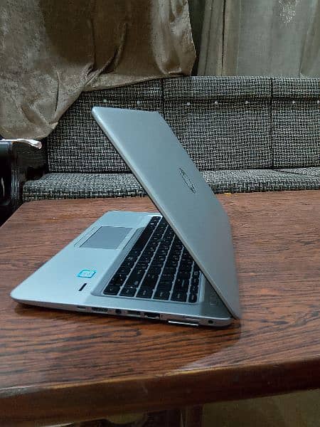 Hp Elite Book i-5 7th Generation 840g4 4