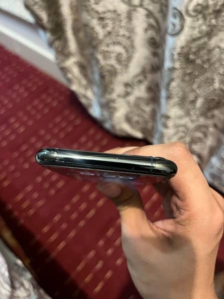 iphone 11 pro 64gb pta approved 1