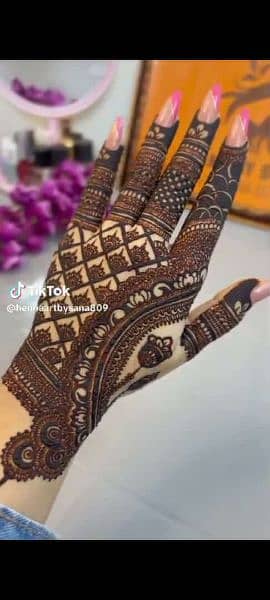 Almeera Mehndi 1