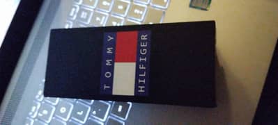 Tommy Hilfiger Engraved-Logo Silicone Round Analog Water Resistant