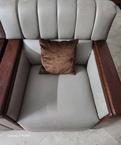 Sofa Set | 7 Seater 2
