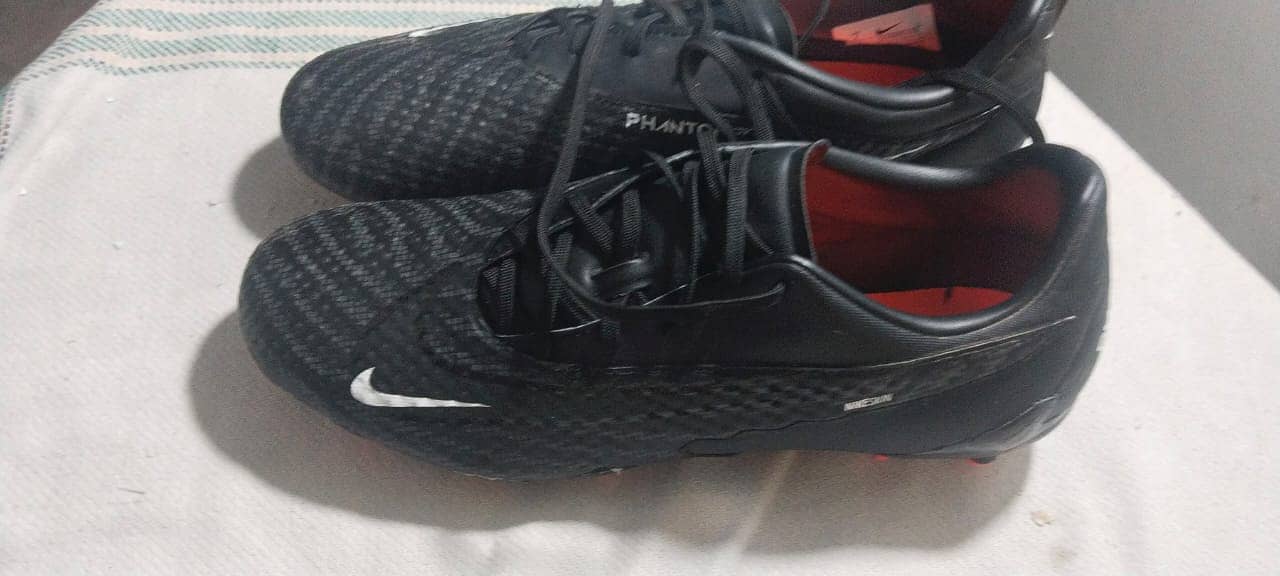 Nike Phantom GX Academy FG Football Shoes - Size UK 7 (Like New) 4