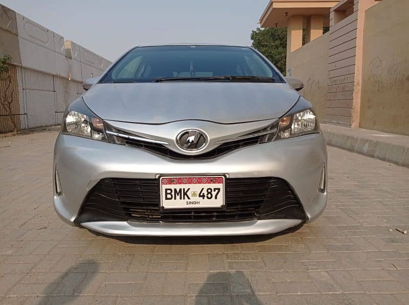 Toyota Vitz 2014 14