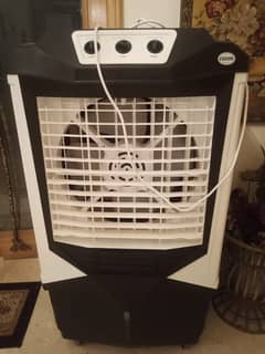 Almost brand new Canon air cooler for sale