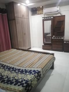 One bed furnished appartment availabile e11 monthly weekly perday