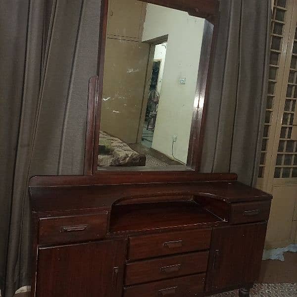 dressing table 1