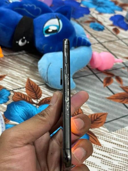 iPhone x PTA Approved black colour 2