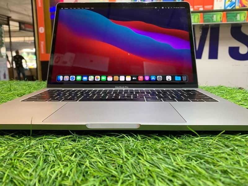 Macbook 2017 Pro 4