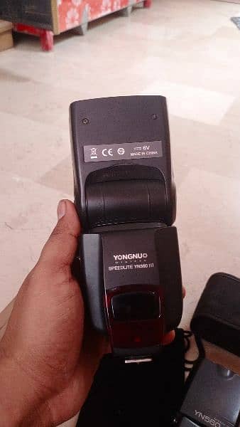 yongnuo lll flash gun with trigger 2