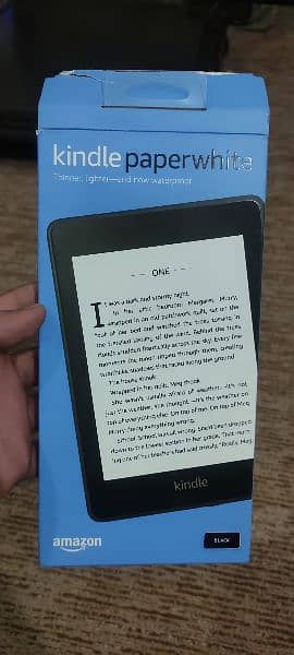 Kindle Paperwhite 10th Generation, Waterproof. Wifi. 8 GB, Almost New 0