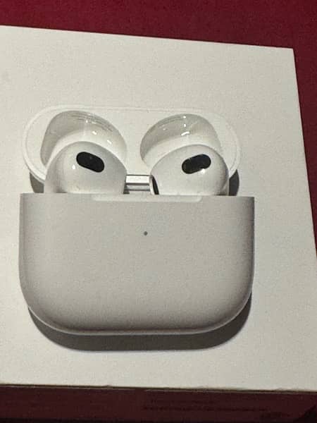 Apple Air Pods Generation 3 1