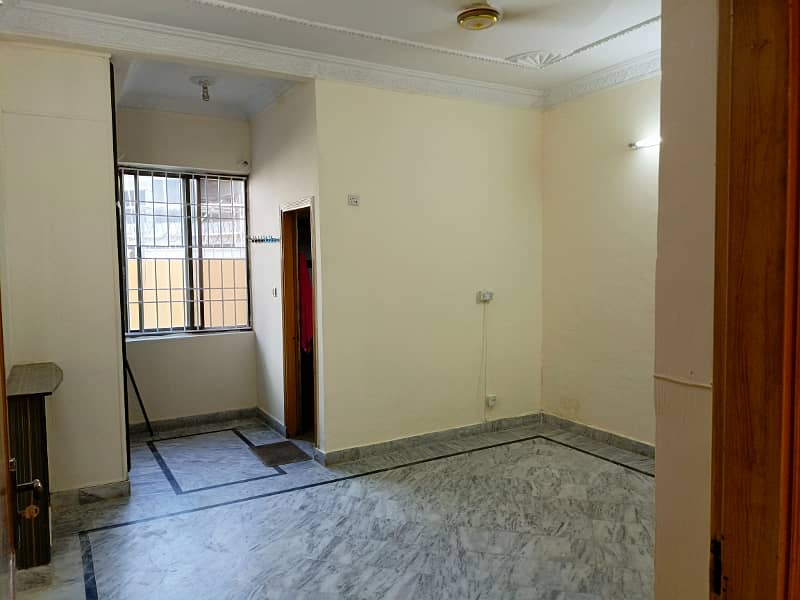 GROUND Portion for Rent,1 Kanal Lower GROUND Portion for Rent in Spanish Garden 2